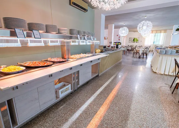 Family Mediterraneo - Azzurro Club فندق